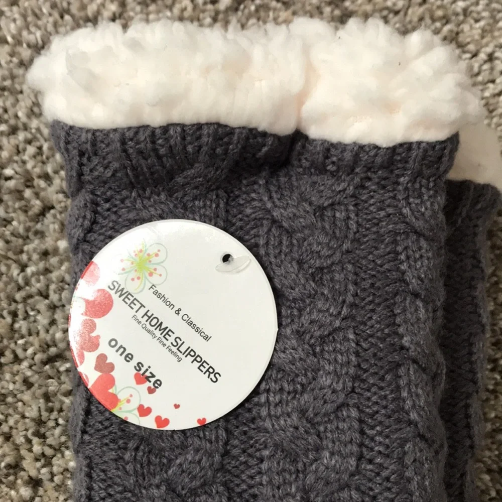 Gray Slipper socks, new